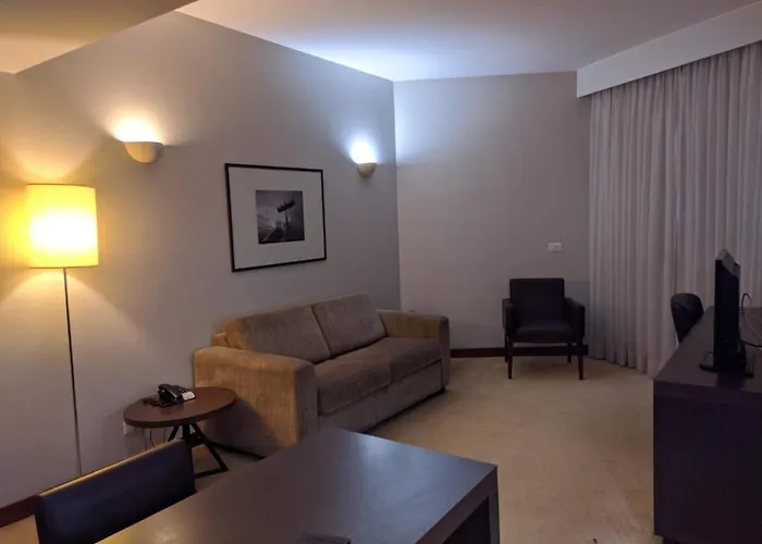 Hotel Bonaparte Moderno E Versatil